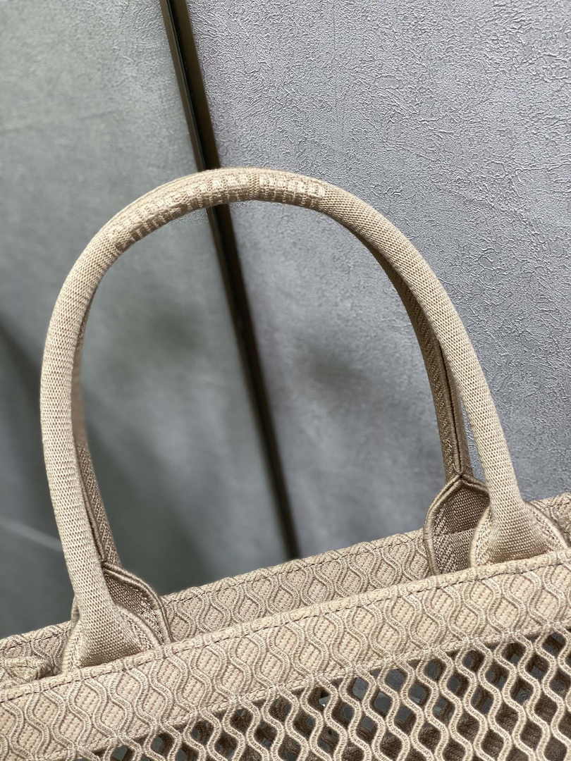 Dior Medium Book Tote M1296 Embroidery M20T3