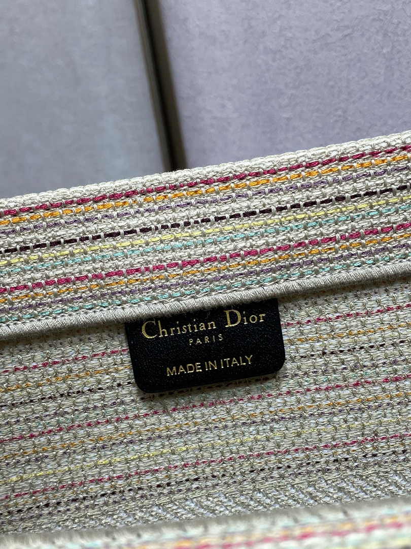 Dior Medium Book Tote M1296 Embroidery M20T4