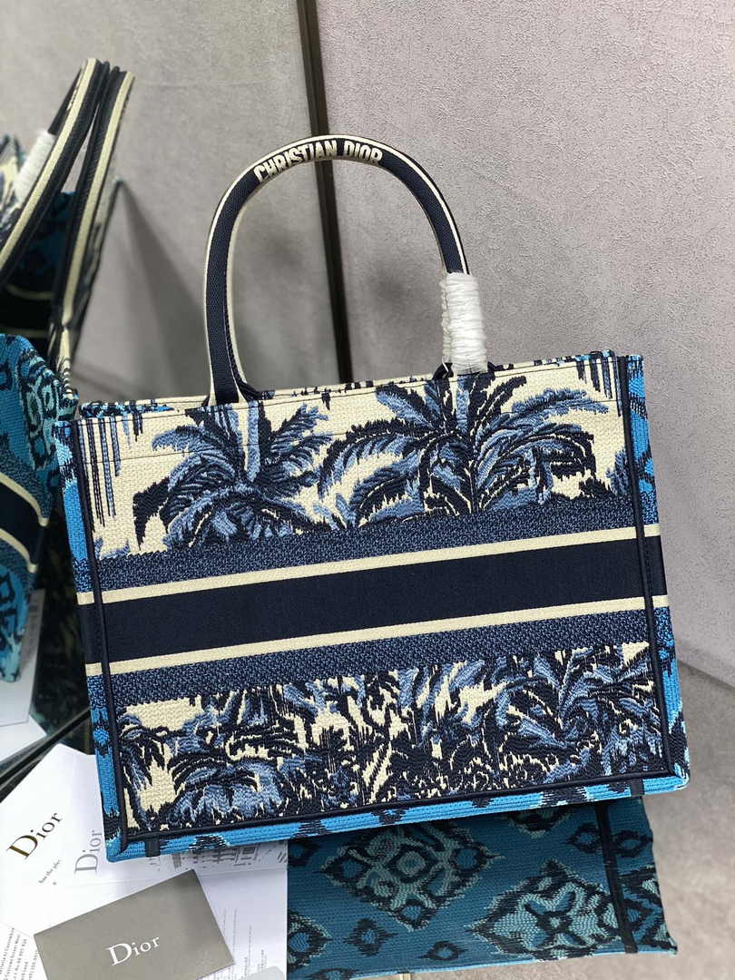 Dior Medium Book Tote M1296 Embroidery M20M8