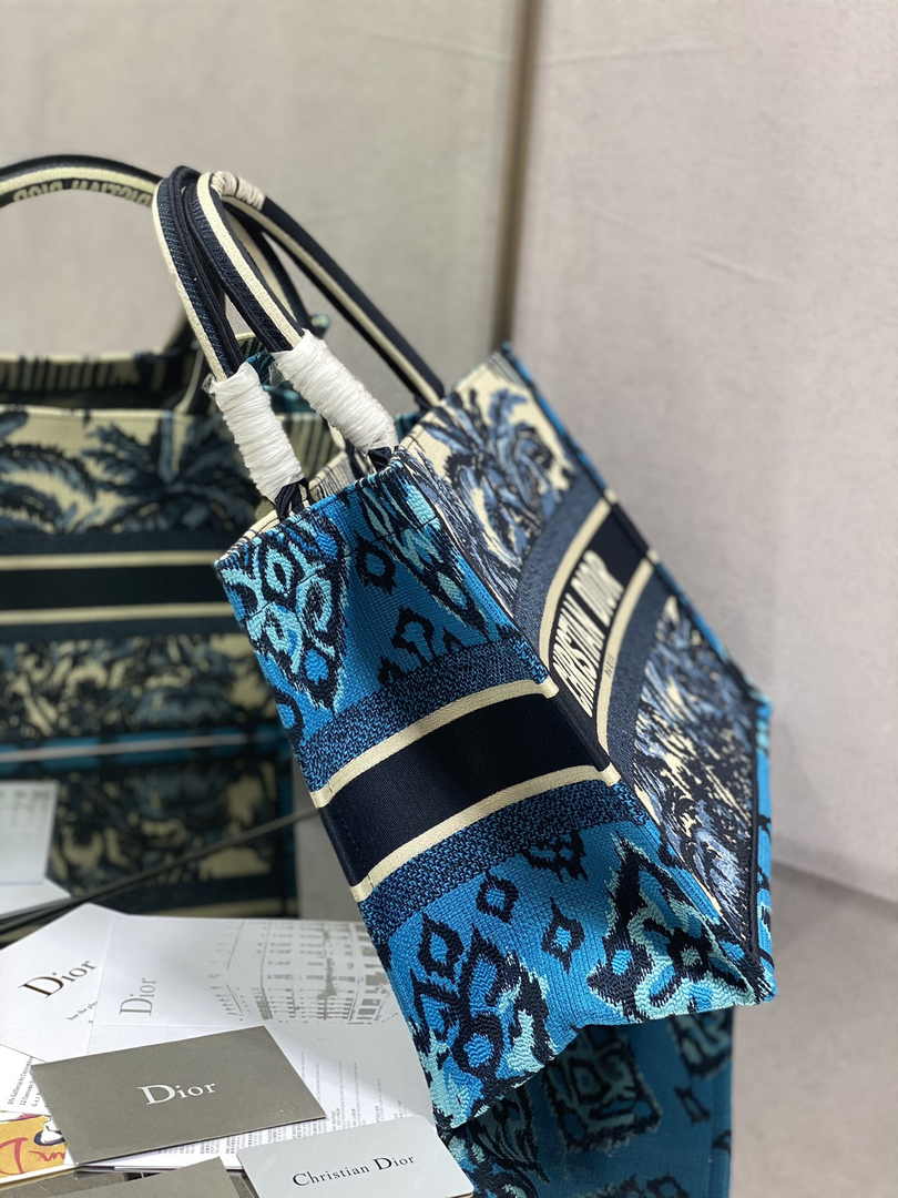 Dior Medium Book Tote M1296 Embroidery M20M8