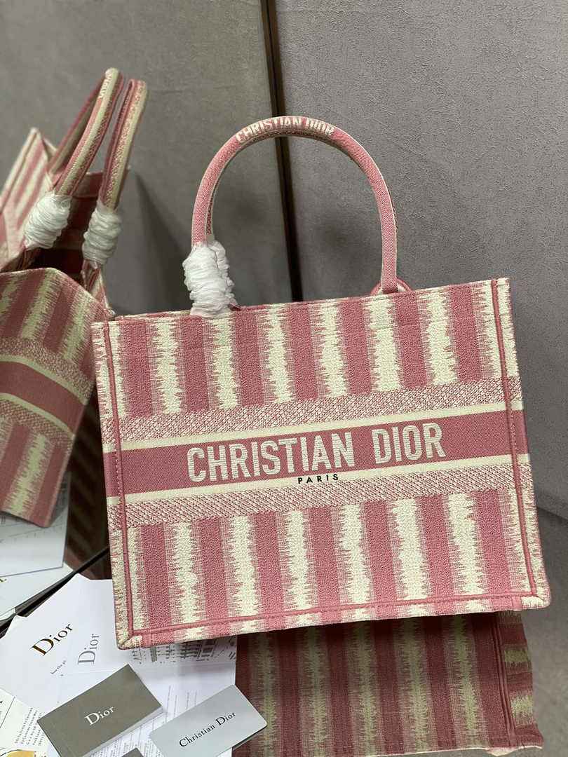 Dior Medium Book Tote M1296 Embroidery M20T6