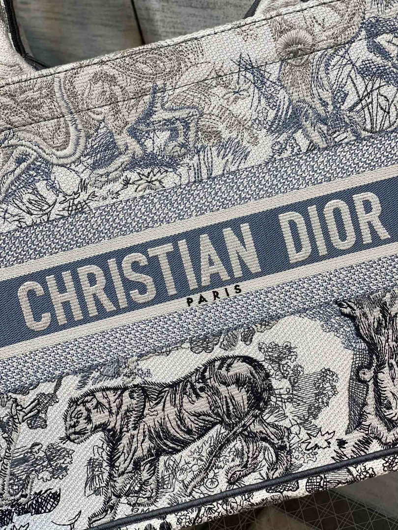 Medium Dior Book Tote M1296 Beige and Blue Toile de Jouy Embroidery