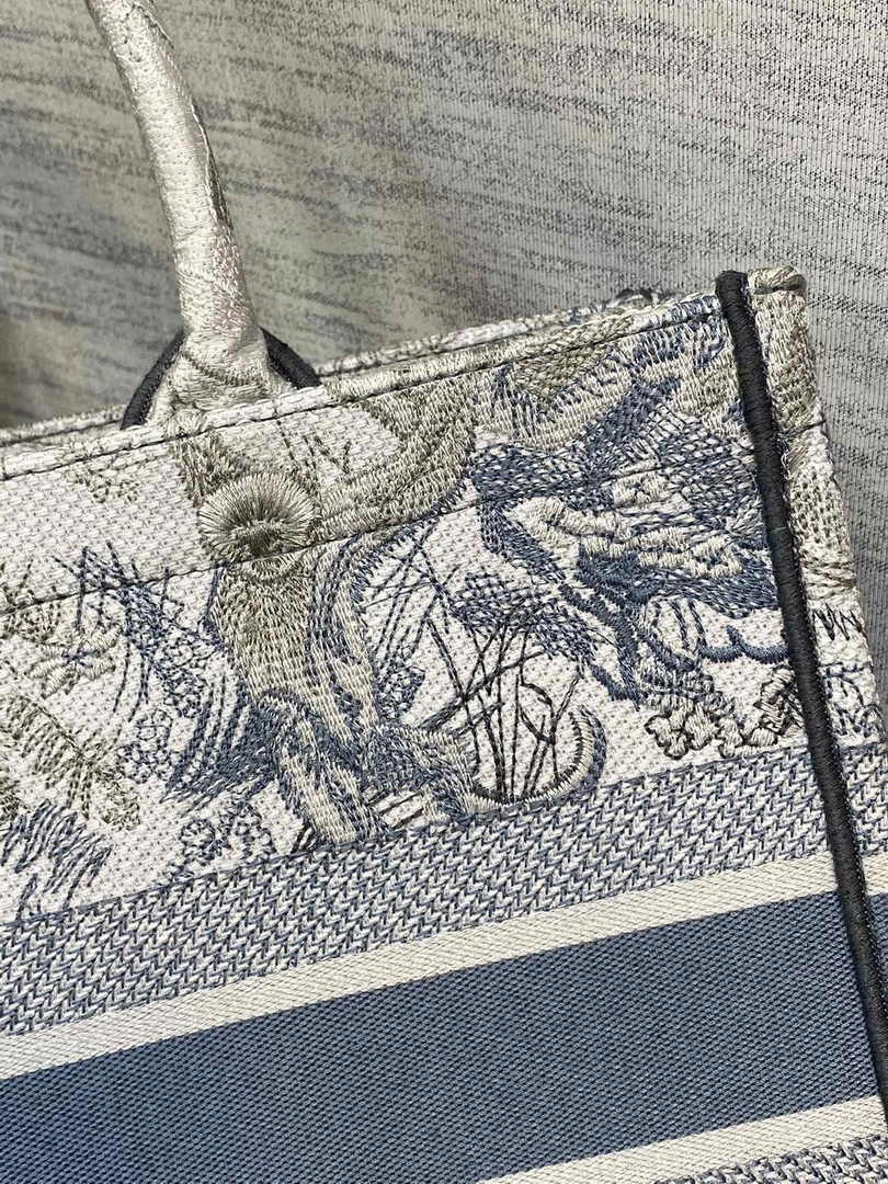 Medium Dior Book Tote M1296 Beige and Blue Toile de Jouy Embroidery