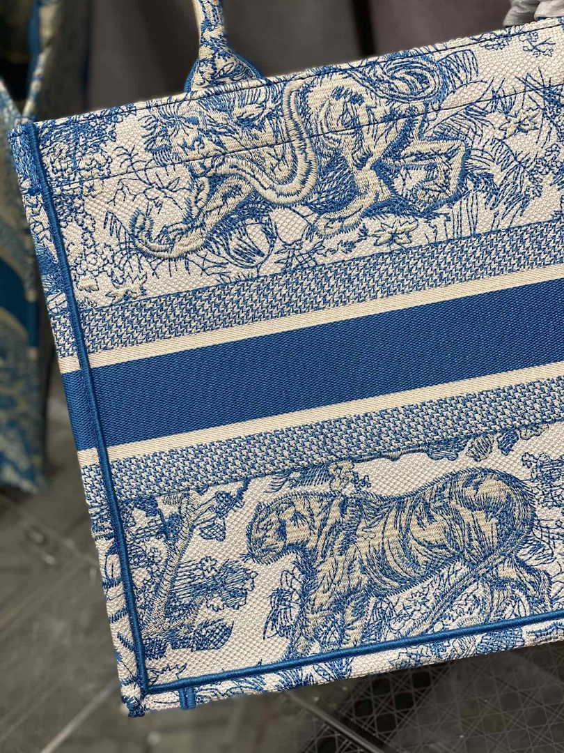 Medium Dior Book Tote M1296 Blue Toile de Jouy Embroidery