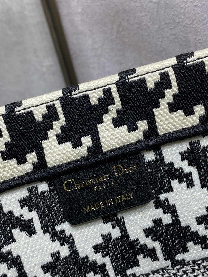 Medium Dior Book Tote M1296 Black Houndstooth Embroidery