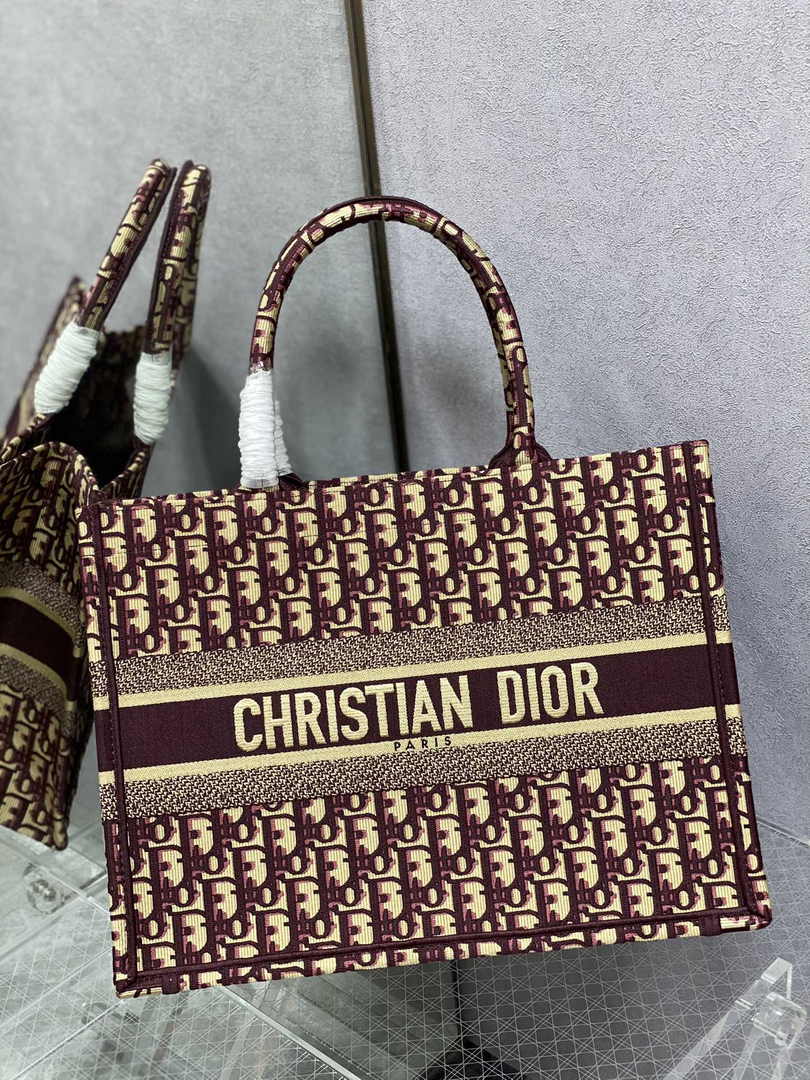 Medium Dior Book Tote M1296 Red Dior Oblique Embroidery