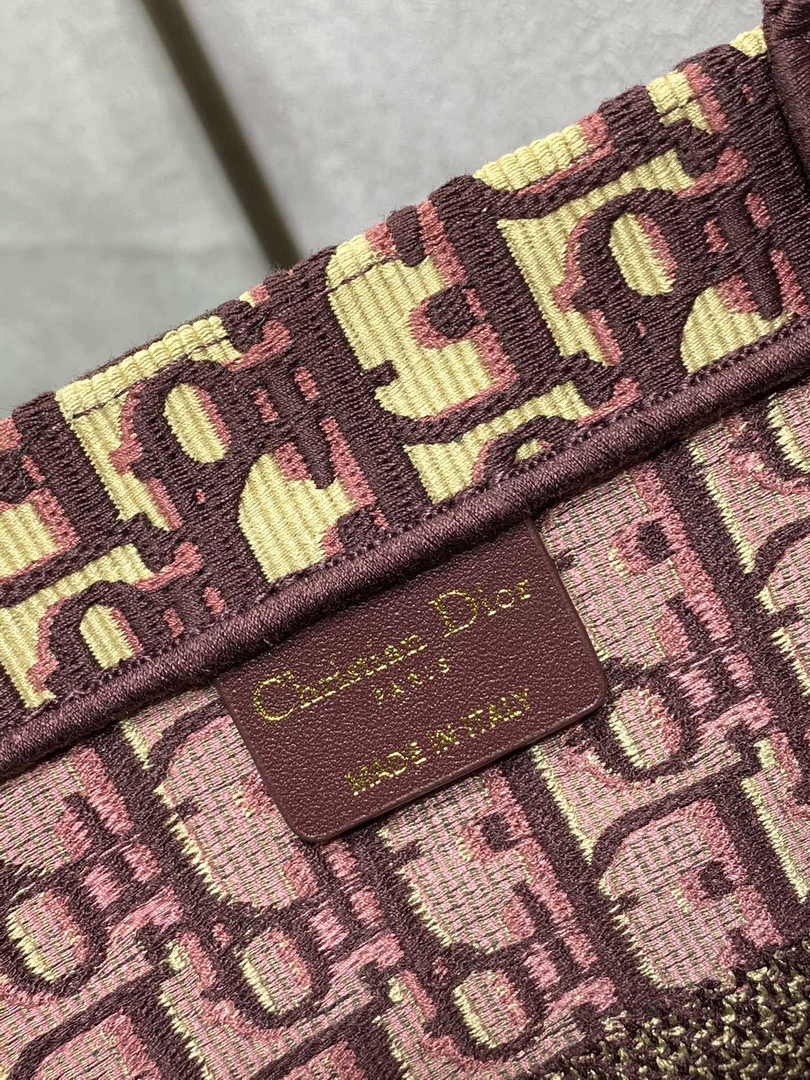 Medium Dior Book Tote M1296 Red Dior Oblique Embroidery