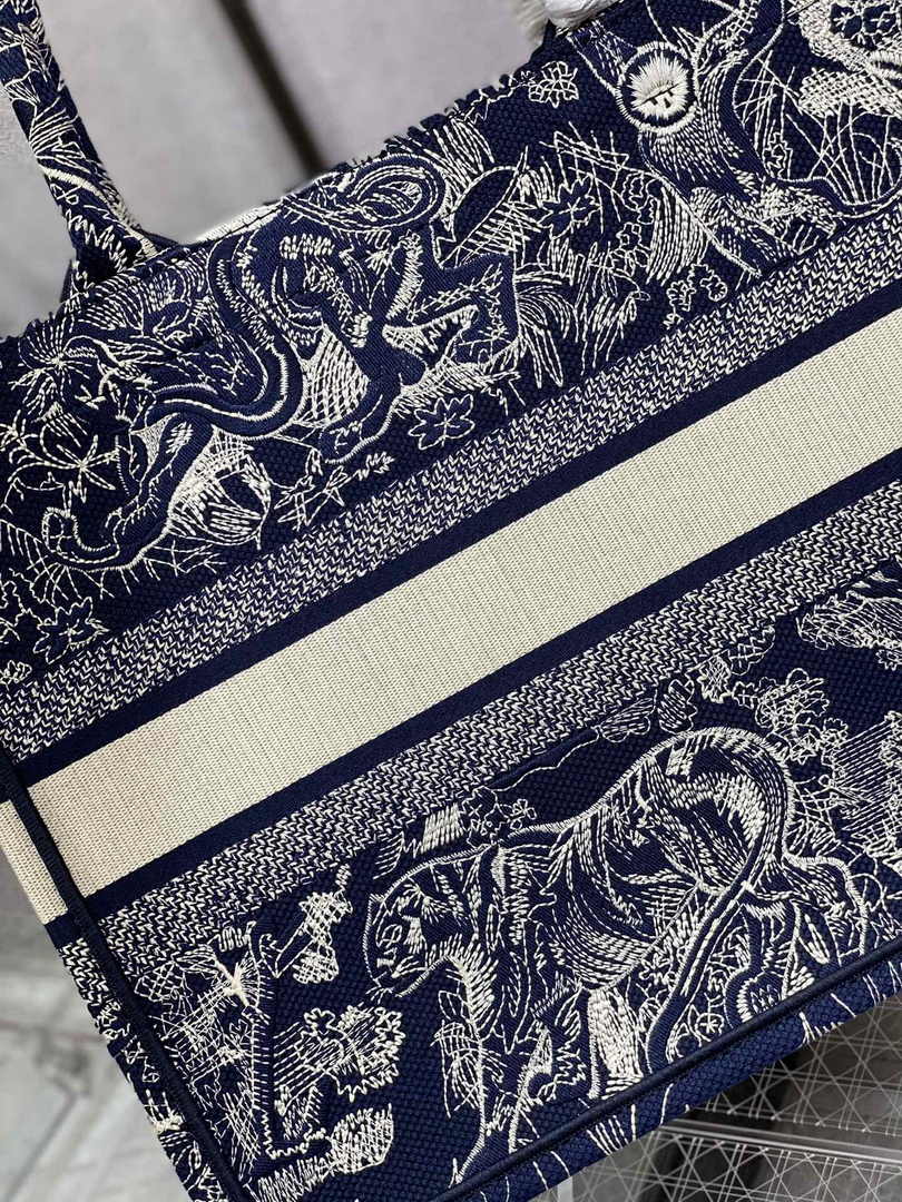Medium Dior Book Tote M1296 Navy Blue Toile de Jouy Embroidery