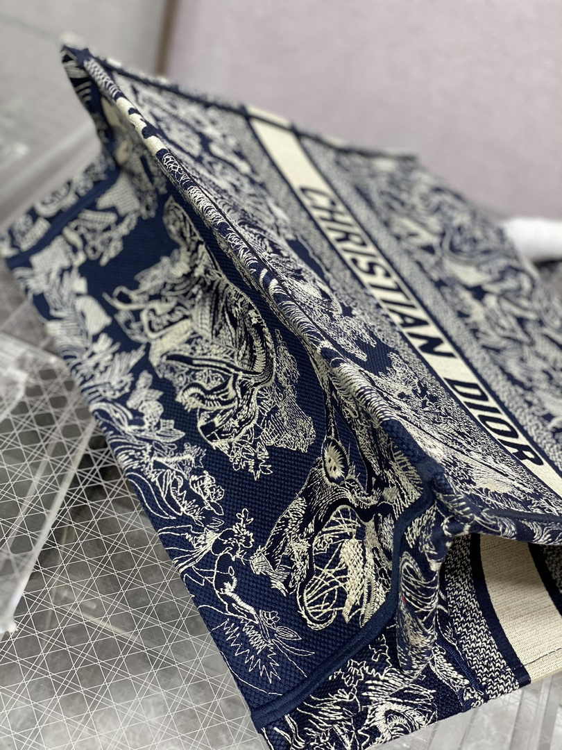 Medium Dior Book Tote M1296 Navy Blue Toile de Jouy Embroidery