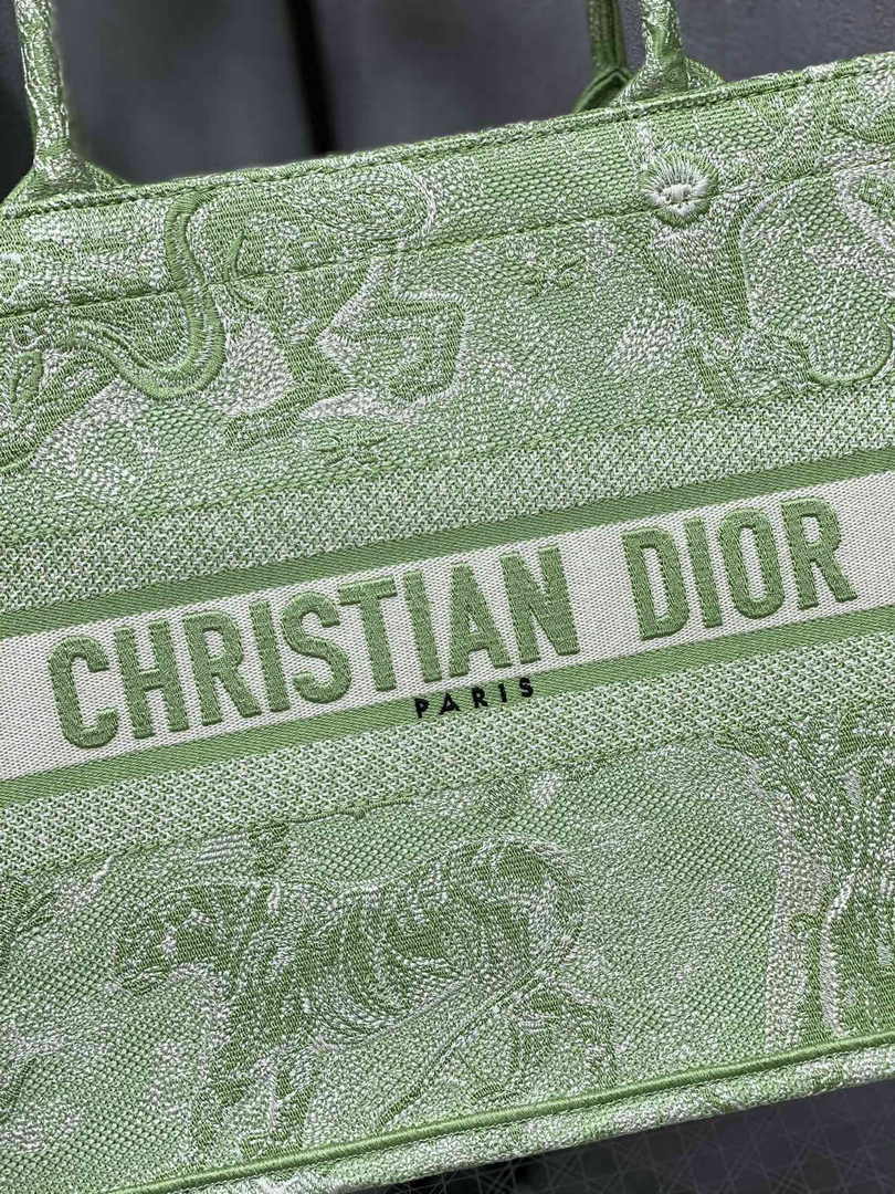 Medium Dior Book Tote M1296 Green Toile de Jouy Embroidery
