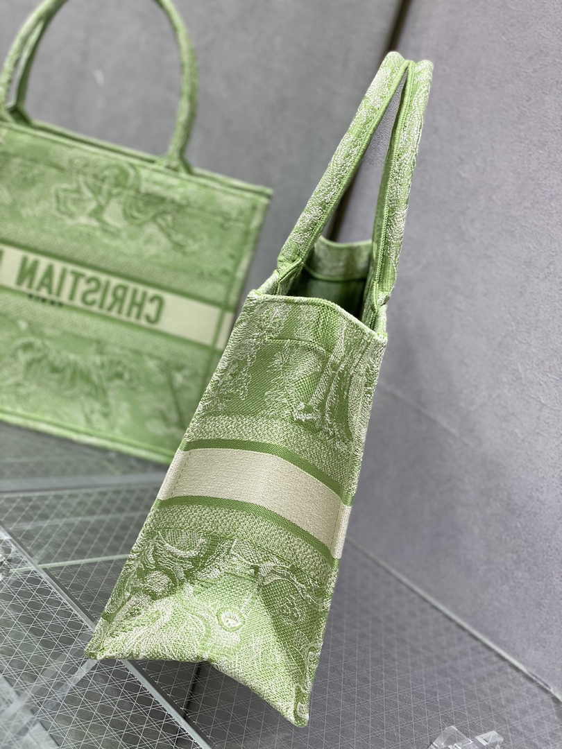 Medium Dior Book Tote M1296 Green Toile de Jouy Embroidery