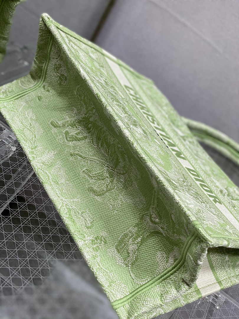 Medium Dior Book Tote M1296 Green Toile de Jouy Embroidery
