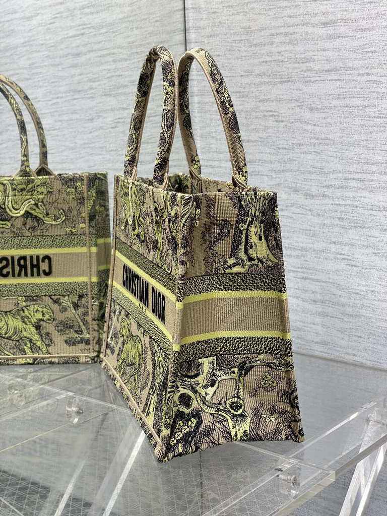 Medium Dior Book Tote M1296 Embroidery M76A
