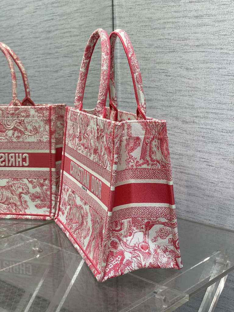Medium Dior Book Tote M1296 Embroidery M76D