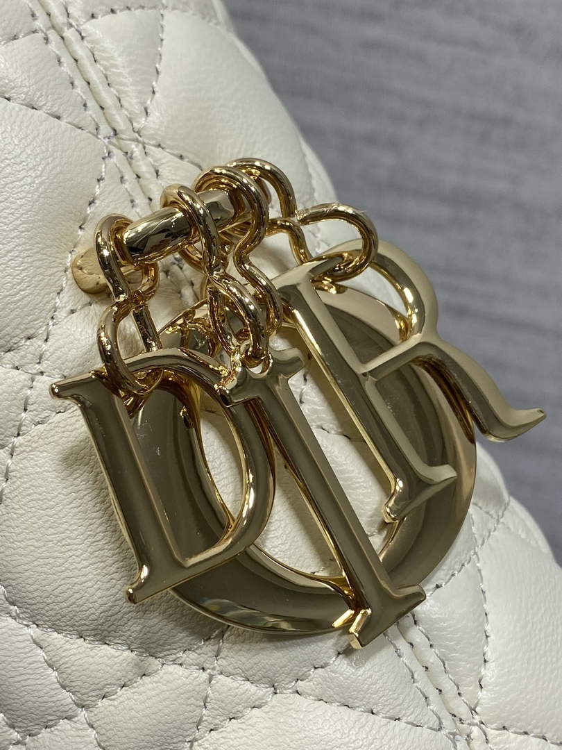 Dior Bucket Bag - White Macrocannage Calfskin M1538 - Default Title - View 4