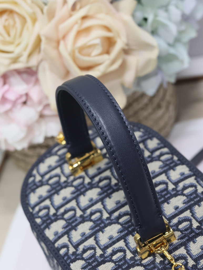 Dior Caro Small Vanity Case S5196 Blue Dior Oblique Jacquard