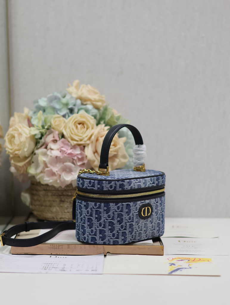 Dior Caro Small Vanity Case S5196 Blue Denim Dior Oblique Jacquard