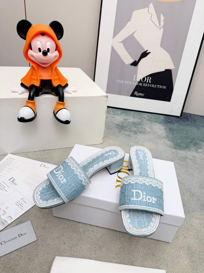 Dior Dentelle Heeled Slide for Women KCO535