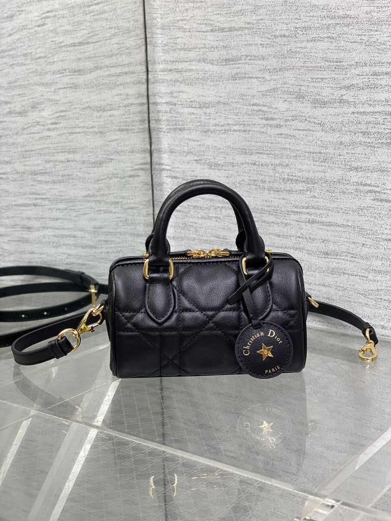 Dior Groove 16 Mini Bag S4000 Black Macrocannage Calfskin - Default Title - View 2