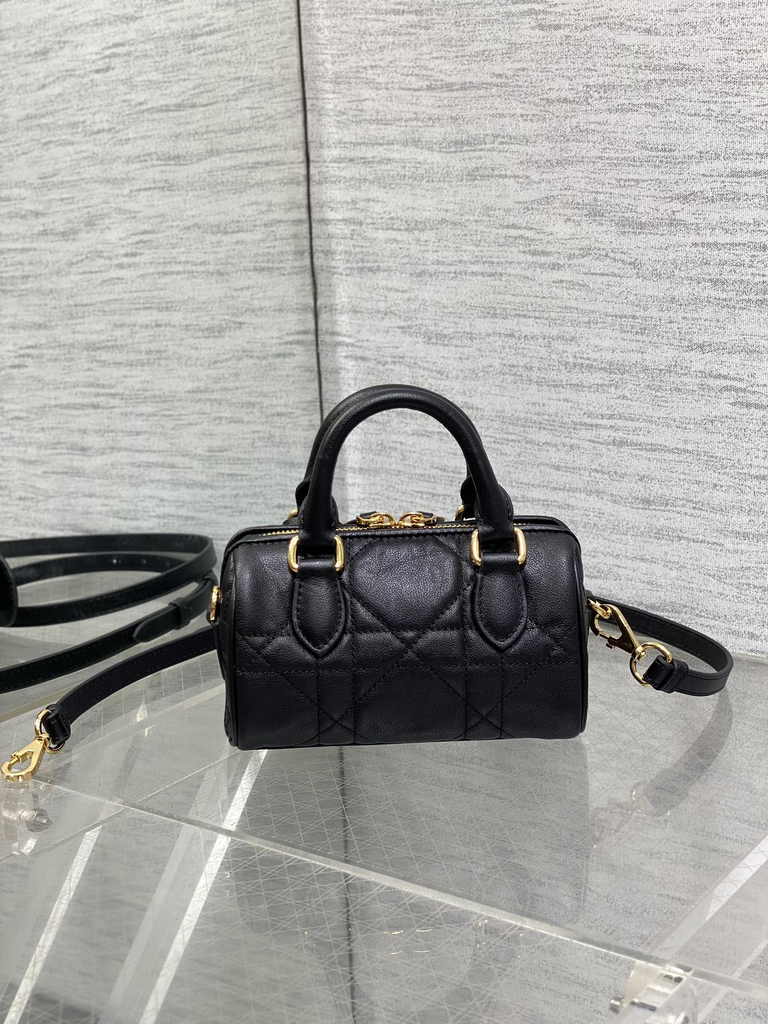 Dior Groove 16 Mini Bag S4000 Black Macrocannage Calfskin - Default Title - View 3