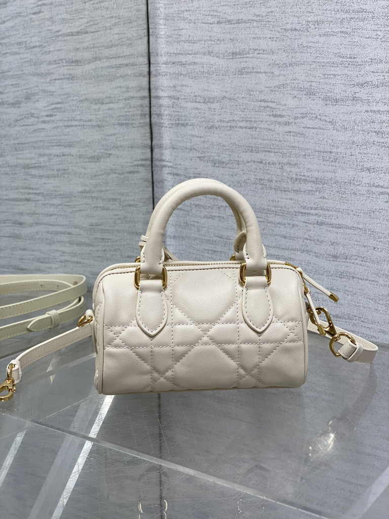Dior Groove 16 Mini Bag S4000 Beige Macrocannage Calfskin - Default Title - View 3