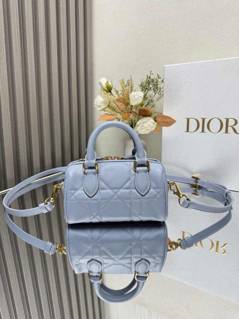 Dior Groove 16 Mini Bag S4000 Blue Macrocannage Calfskin - Default Title - View 3