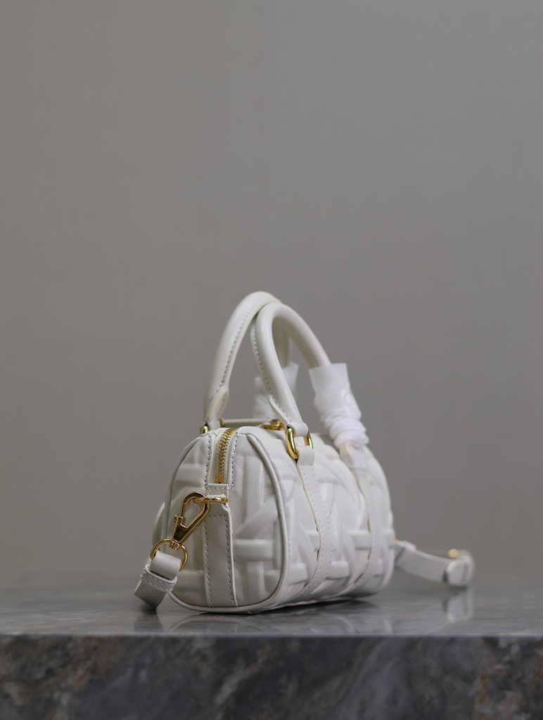 Dior Groove 16 Mini Bag S4000 White Graphic Cannage Calfskin - Default Title - View 3