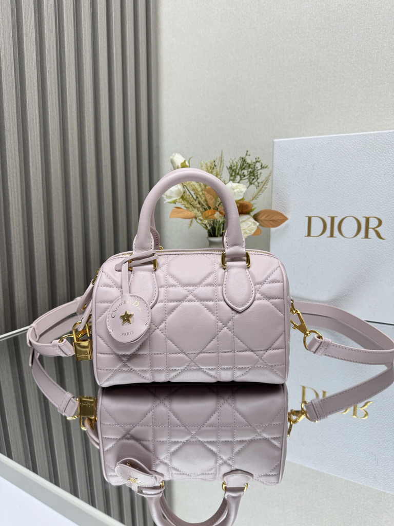 Dior Groove 20 Bag M1364 Powder Pink Macrocannage Calfskin - Default Title - View 1