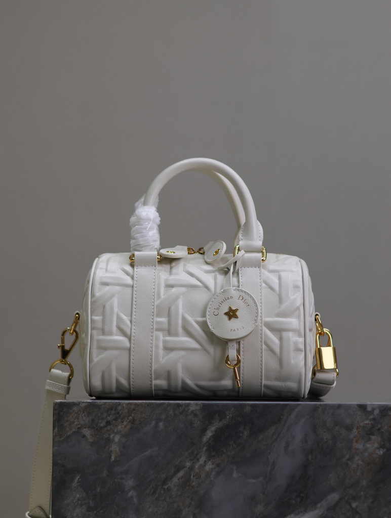 Dior Groove 20 Bag M1364 White Graphic Cannage Calfskin - Default Title - View 1
