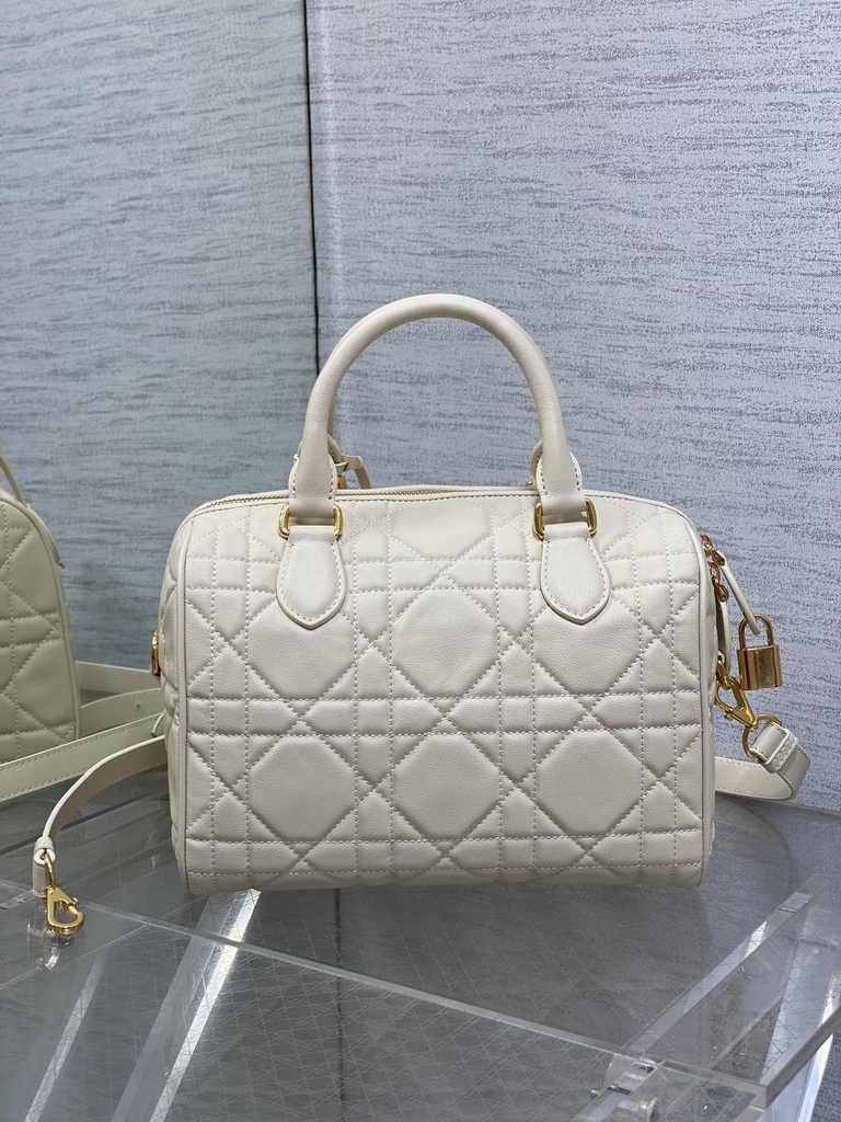 Dior Groove 25 Bag M1365 Dusty Ivory Macrocannage Calfskin - Default Title - View 3