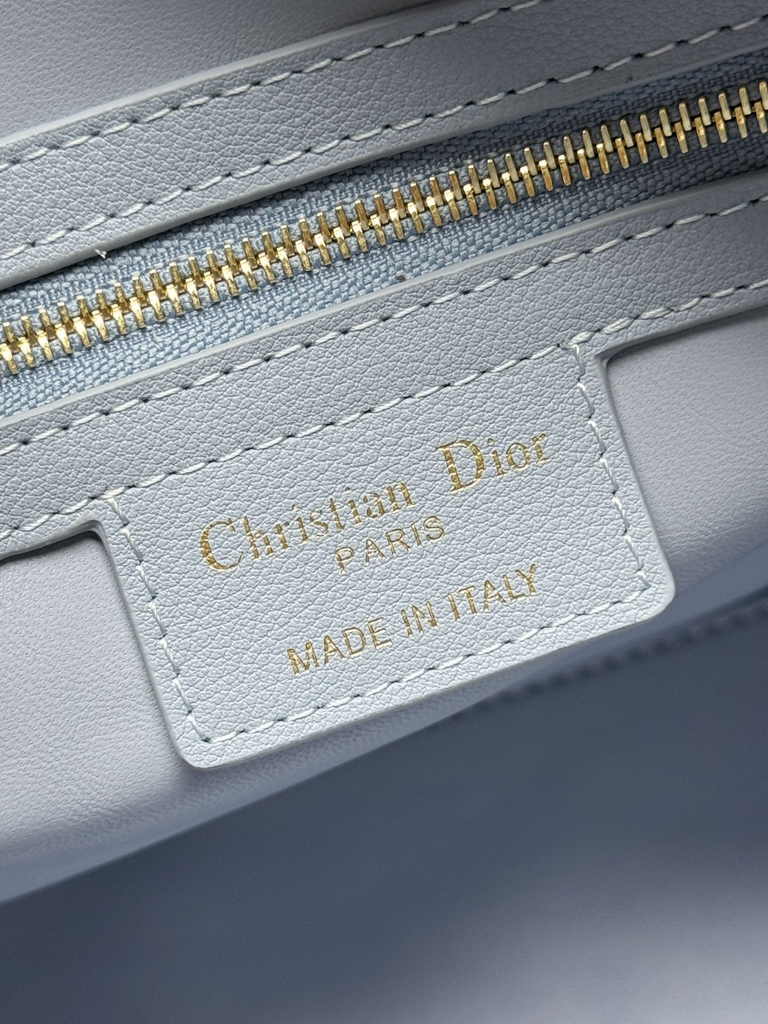 Dior Groove 25 Bag M1365 Pale Blue Macrocannage Calfskin - Default Title - View 5