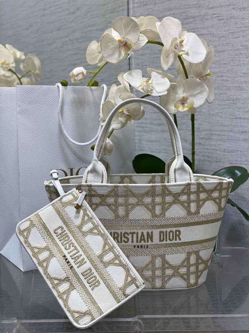 Dior Hat Basket Bag M1328 White and Gold-Tone Macrocannage Embroidery - Default Title - View 1