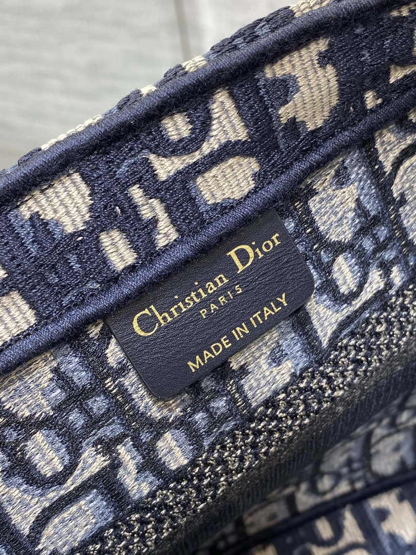 Dior Hat Basket Bag M1328 Ecru and Blue Dior Oblique Embroidery - Default Title - View 10