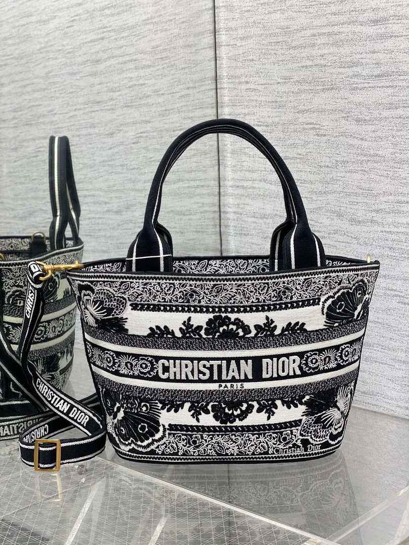 Dior Hat Basket Bag M1328 White and Black Macrocannage Embroidery - Default Title - View 4