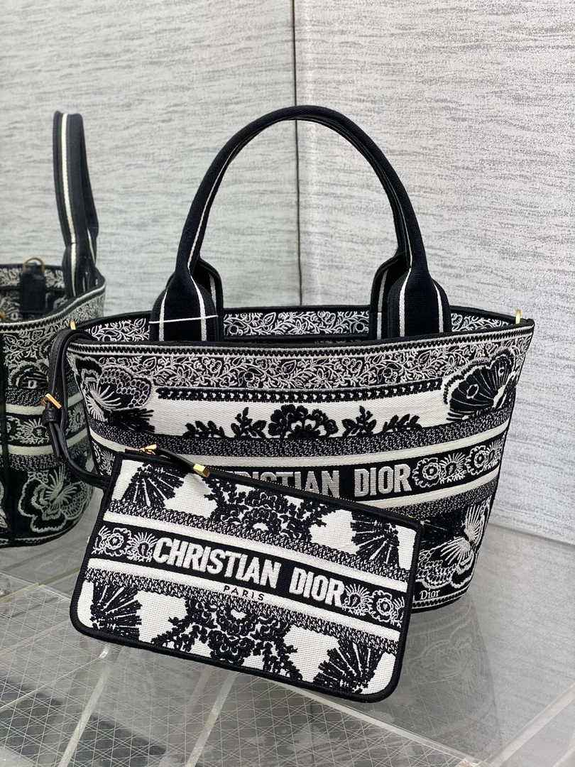 Dior Hat Basket Bag M1328 White and Black Macrocannage Embroidery - Default Title - View 2