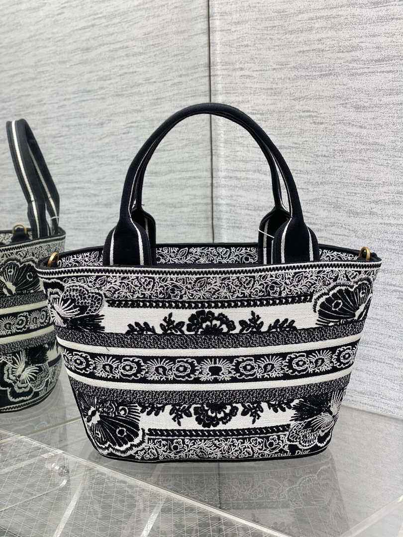 Dior Hat Basket Bag M1328 White and Black Macrocannage Embroidery - Default Title - View 3
