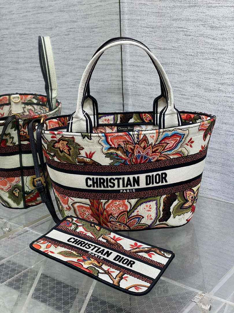 Dior Hat Basket Bag M1328 White and Red Macrocannage Embroidery - Default Title - View 2