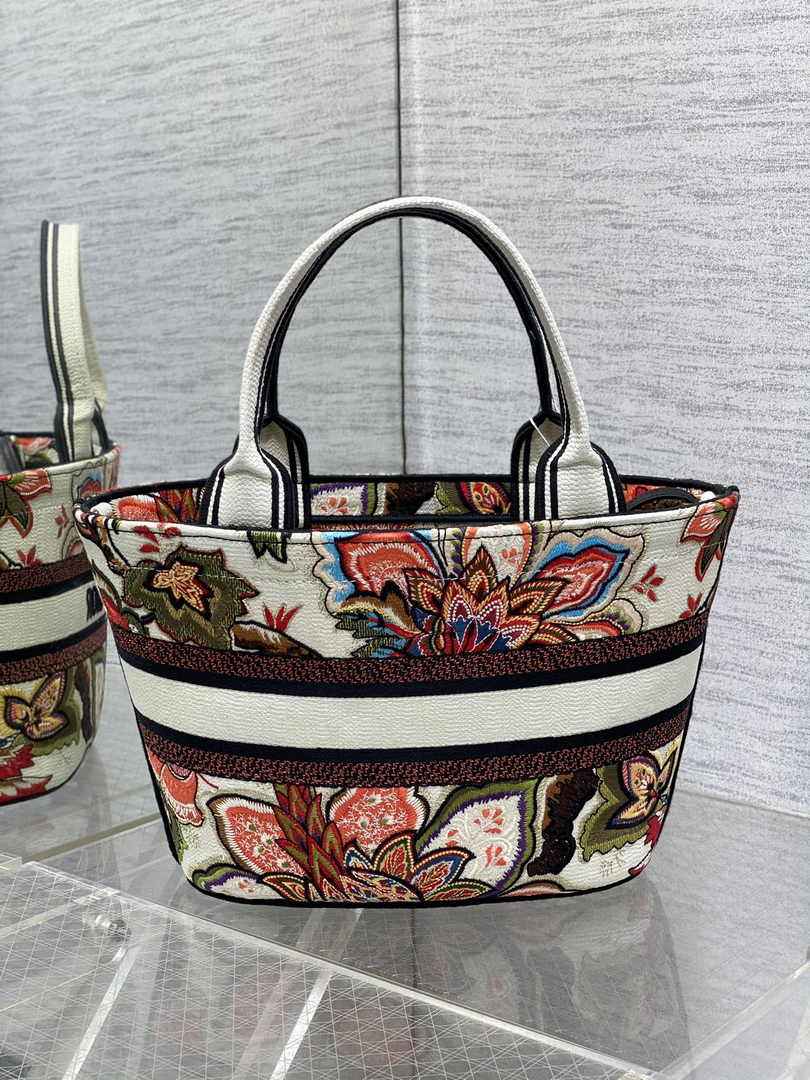Dior Hat Basket Bag M1328 White and Red Macrocannage Embroidery - Default Title - View 3