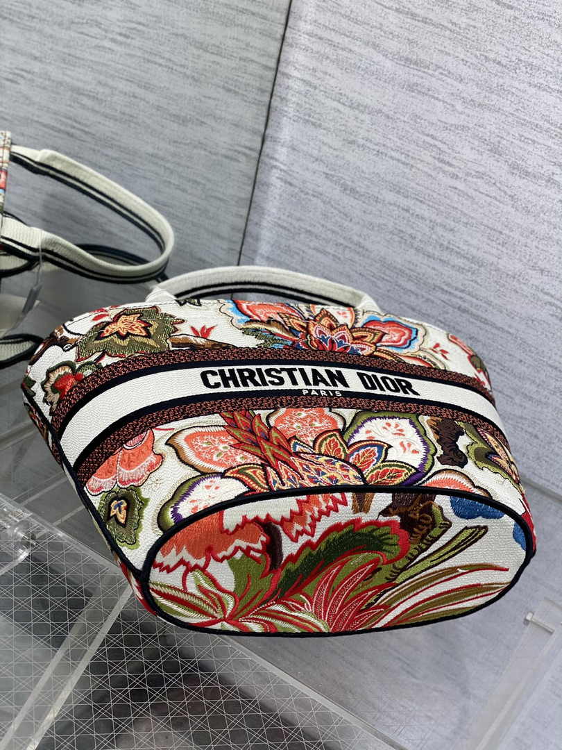 Dior Hat Basket Bag M1328 White and Red Macrocannage Embroidery - Default Title - View 7