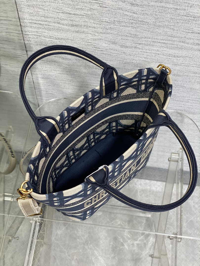 Dior Hat Basket Bag M1328 White and Blue Macrocannage Embroidery - Default Title - View 5