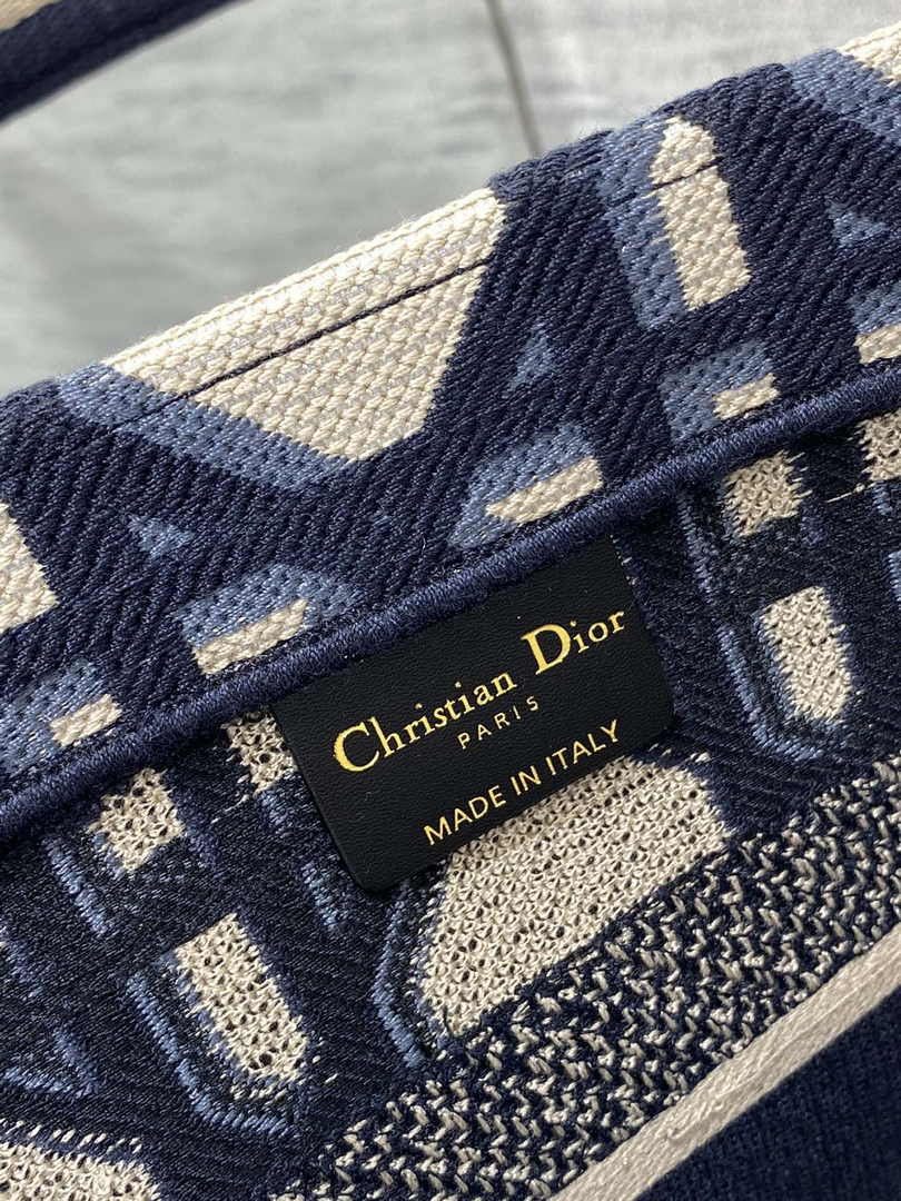 Dior Hat Basket Bag M1328 White and Blue Macrocannage Embroidery - Default Title - View 10