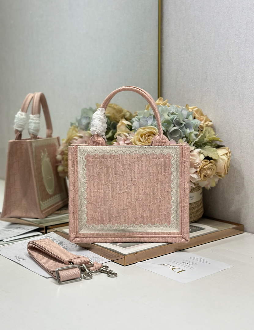 Dioramour Small Book Tote – Soupir Pink Lace Oblique - Default Title - View 2