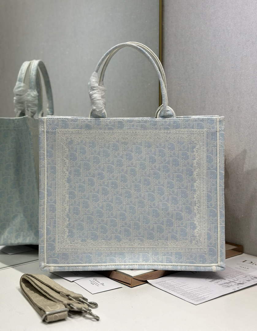 Dior Large Book Tote – Soupir Blue Oblique with Lace - Default Title - View 3