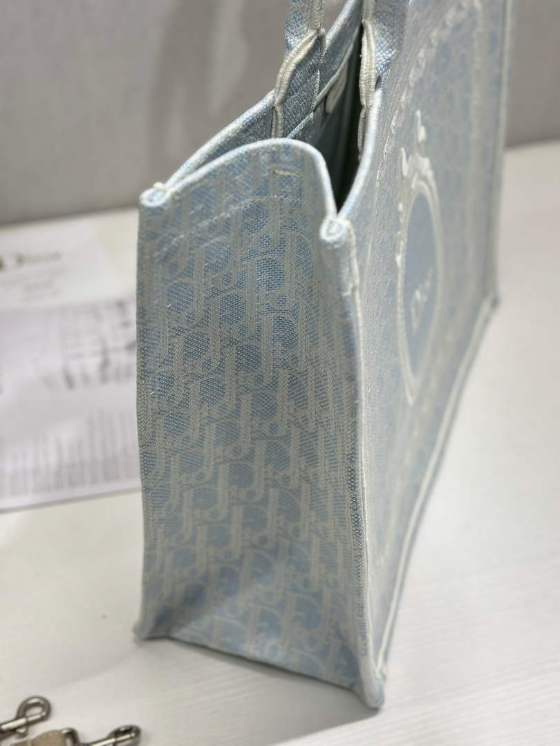 Dior Large Book Tote – Soupir Blue Oblique with Lace - Default Title - View 4