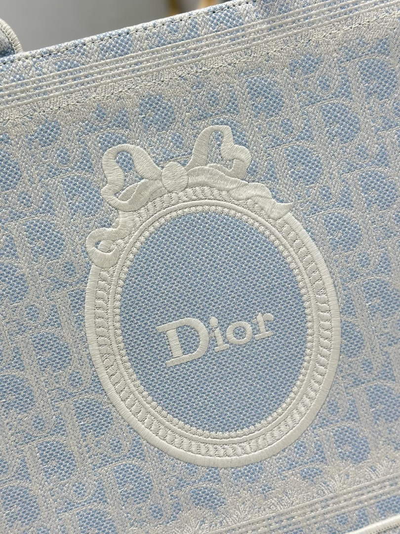 Dioramour Medium Book Tote with Strap – Soupir Blue Oblique with Lace - Default Title - View 6