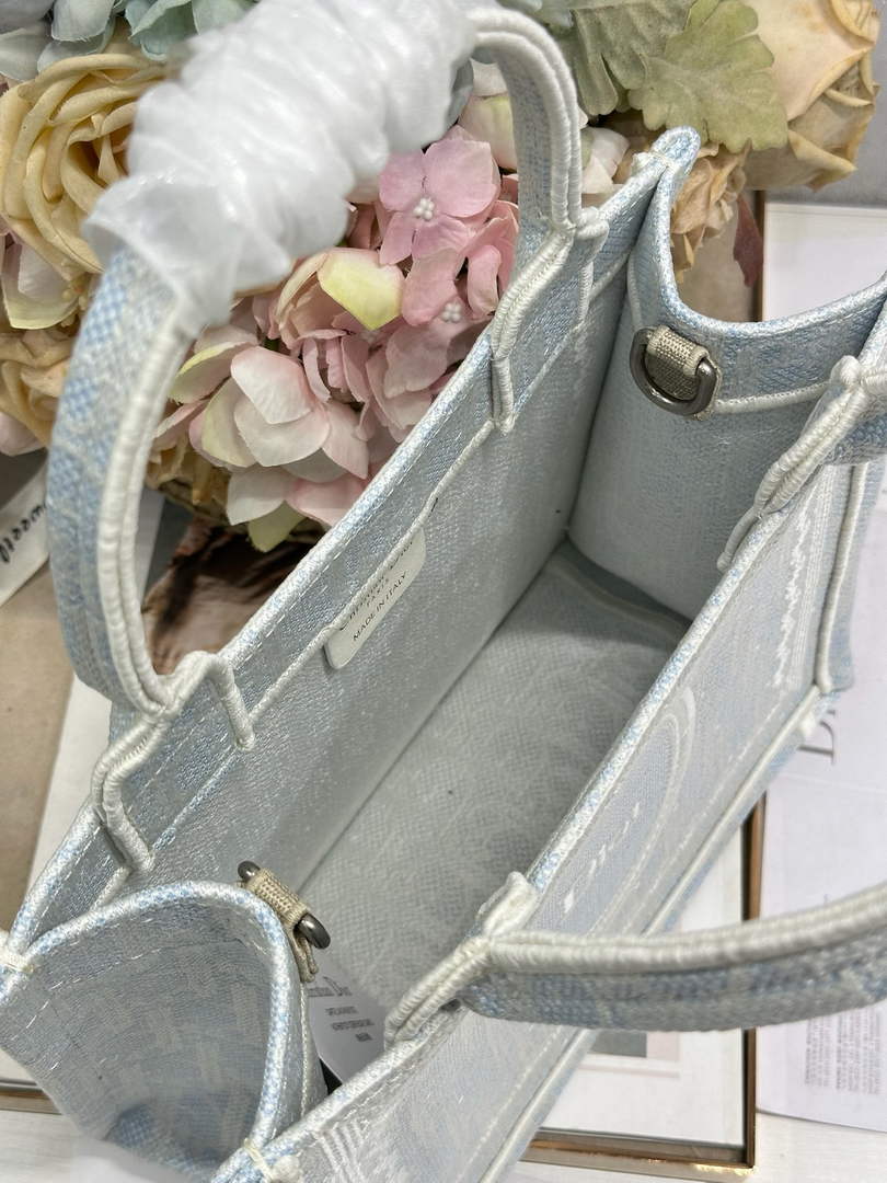 Dioramour Small Book Tote – Soupir Blue Lace Oblique - Default Title - View 6