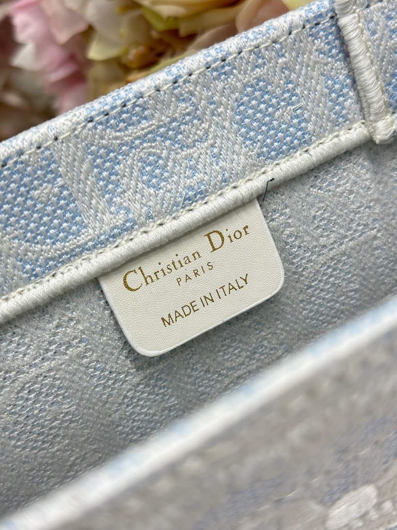 Dioramour Small Book Tote – Soupir Blue Lace Oblique - Default Title - View 7