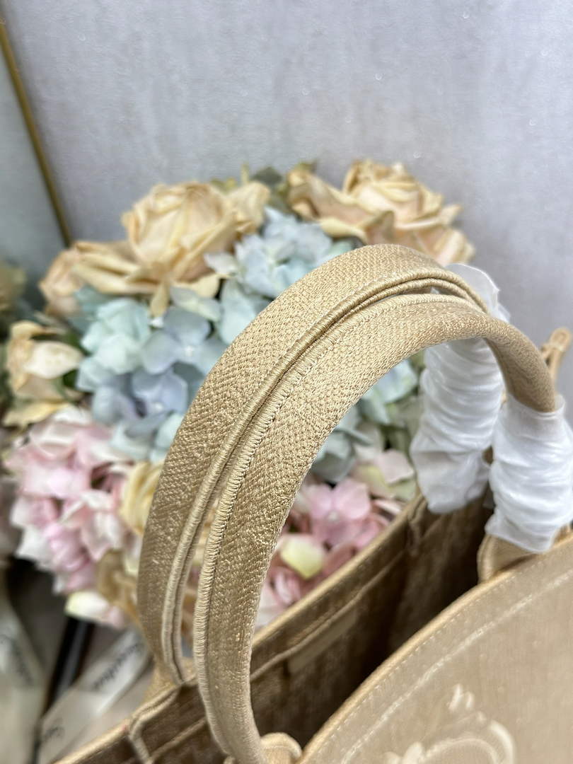 Dior Medium Book Tote with Strap – Natural Cannage Raffia-Effect Embroidery - Default Title - View 6