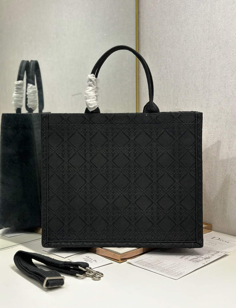 Dior Large Book Tote – Black Raffia-Effect Cannage Embroidery - Default Title - View 3