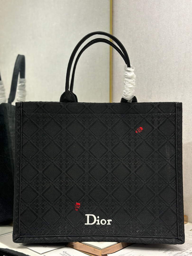 Dior Large Book Tote – Black Raffia-Effect Cannage Embroidery - Default Title - View 1